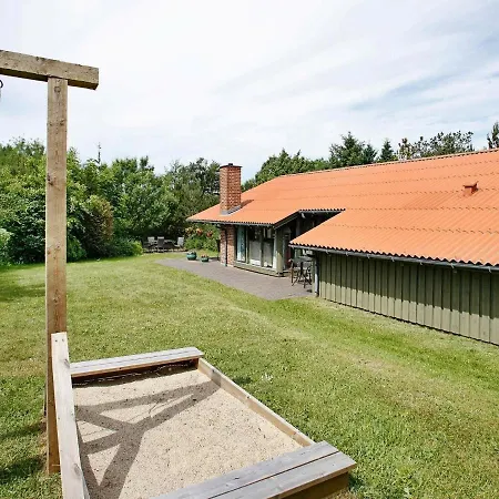 8 Person In Fjerritslev